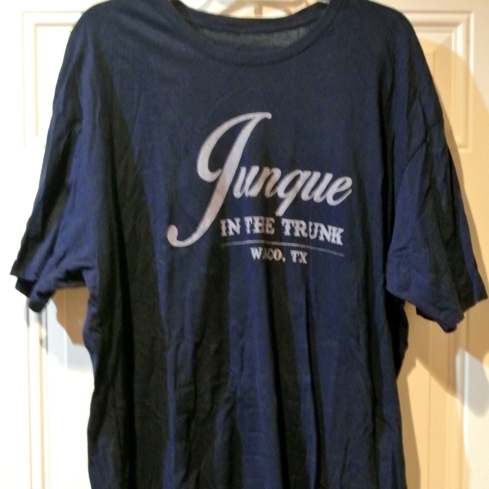 WOMENS 2X NAVY BLUE JUNQUE IN THE TUNK TSHIRT